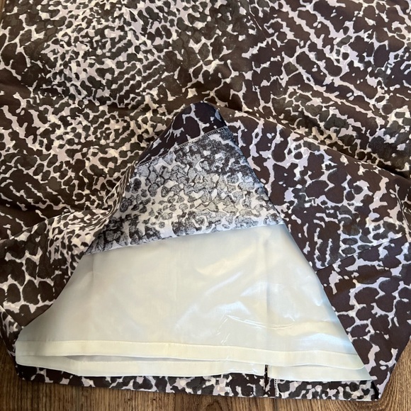 Leopard Print Skirt - Picture 4 of 5